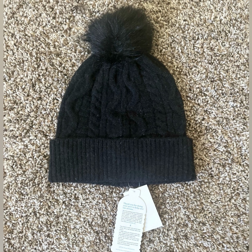 NWT Save The Ocean Black Knit Cuffed Beanie with Pom Pom